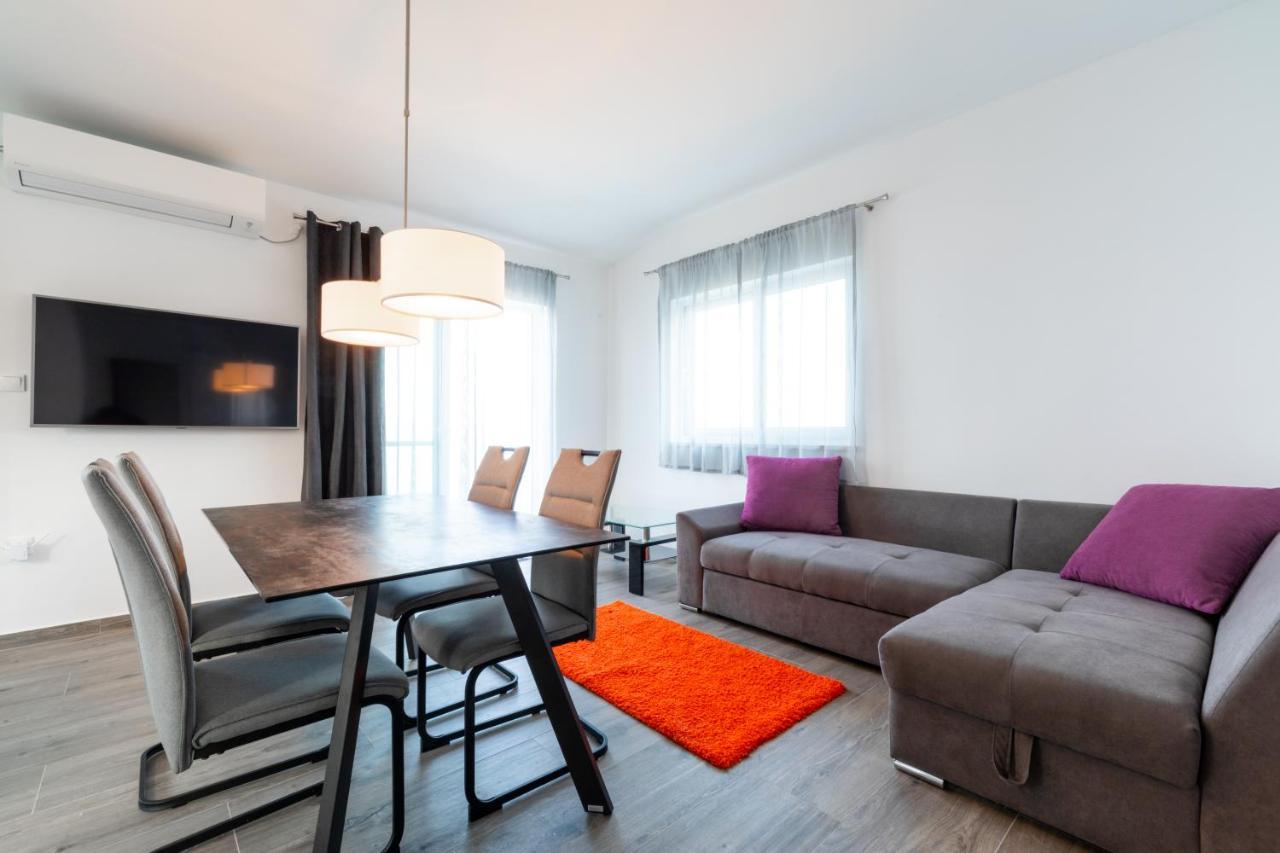 Vila Apartments Marina Blato  المظهر الخارجي الصورة
