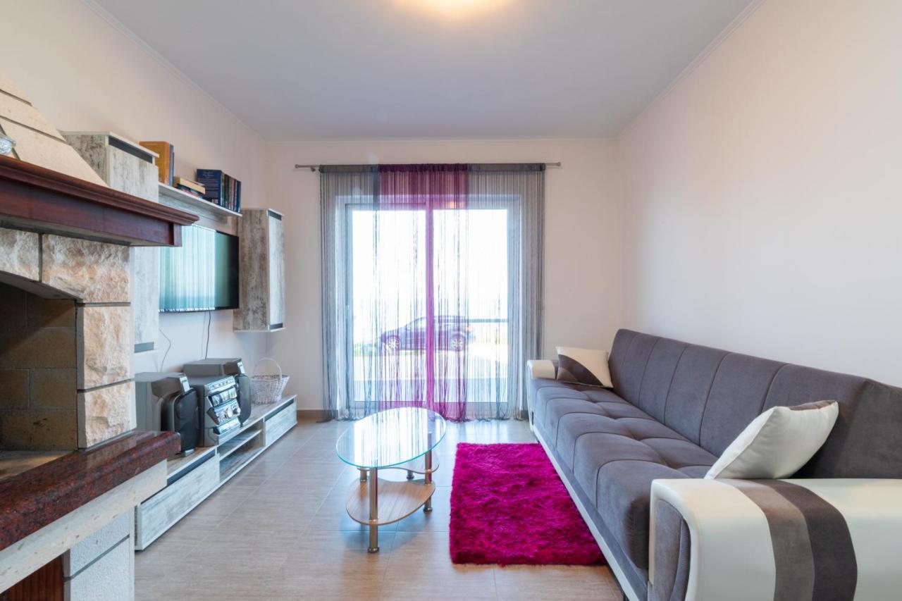 Vila Apartments Marina Blato  المظهر الخارجي الصورة