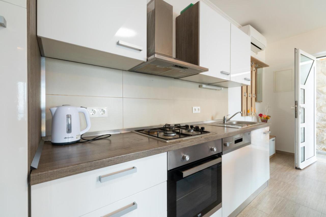 Vila Apartments Marina Blato  المظهر الخارجي الصورة