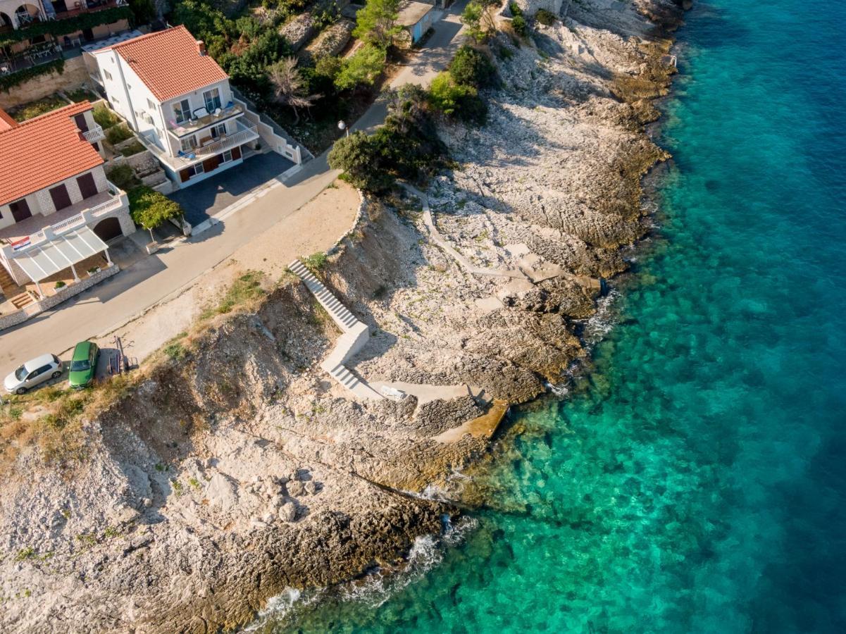 Vila Apartments Marina Blato  المظهر الخارجي الصورة