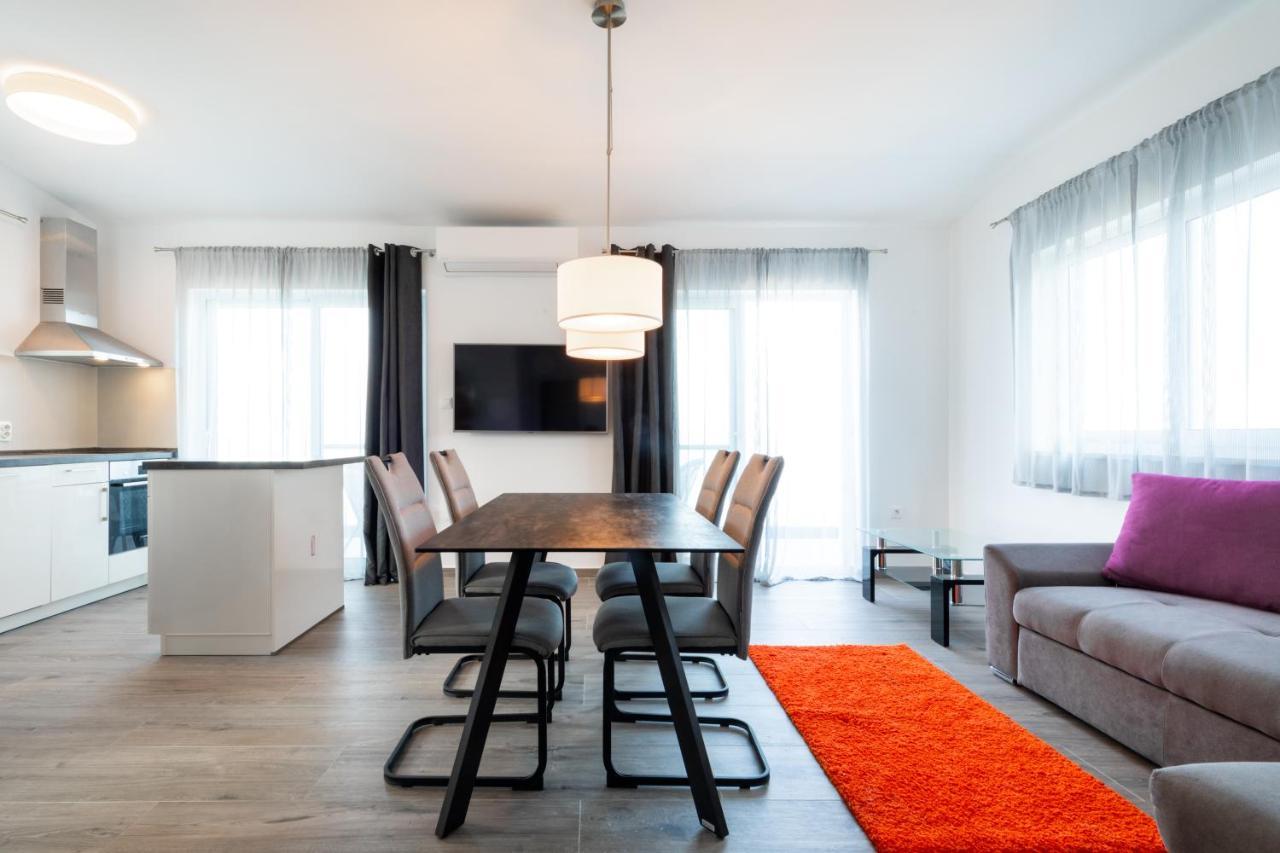Vila Apartments Marina Blato  المظهر الخارجي الصورة